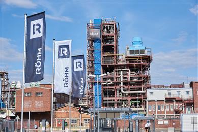 Röhm Digitalizes Processes with Shiftconnector®