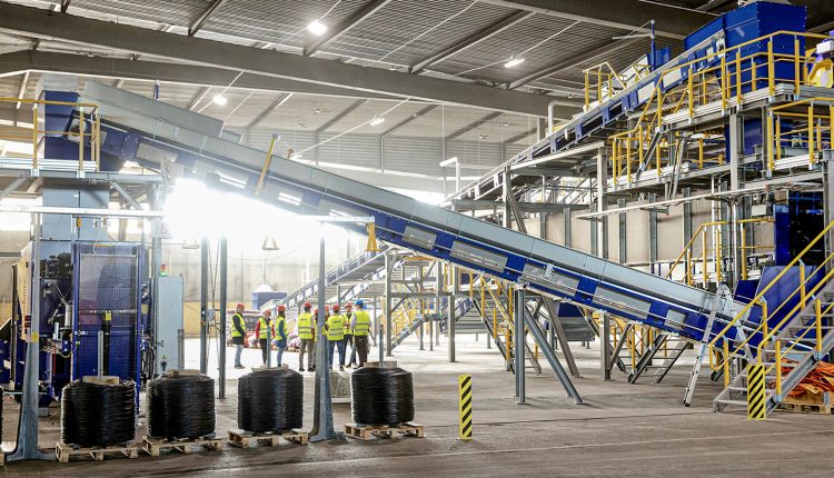 Textiles Recycling: The Sorting Challenge